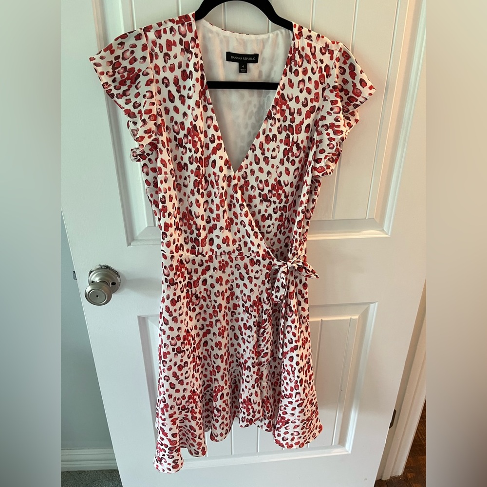 Banana Republic Leopard Ruffle Wrap Dress in Pink Leopard